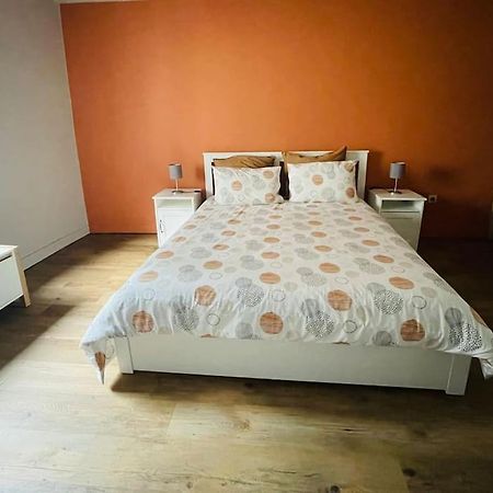 Appartement Cosy Au Centre De Борен Экстерьер фото